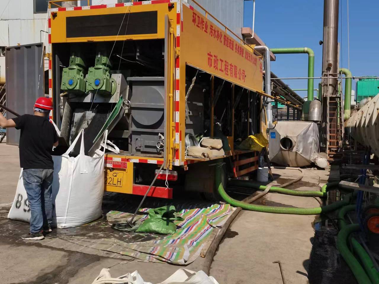 海原淤泥压干处理